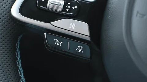 Tehniskie jautājumi 10 - Koni Autoskola - 1 - Koni Autoskola -